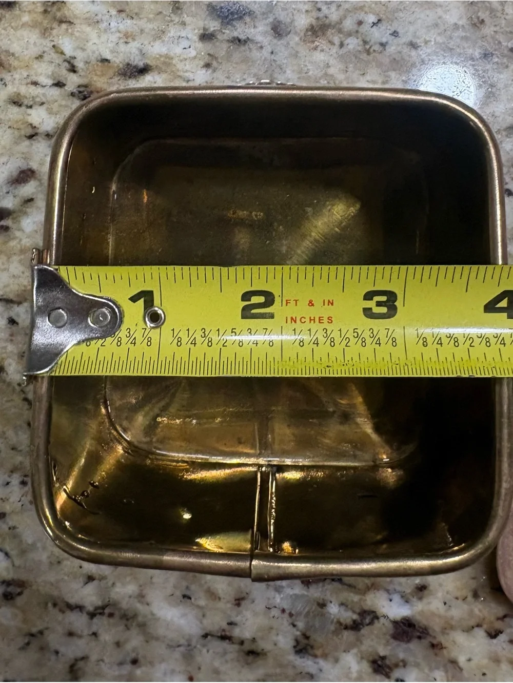 VTG Brass Shell Accent Box -Tone Decorative Trinket Box